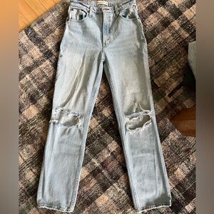 Abercrombie & Fitch the 90’s Straight Ultra High Rise Distressed Jeans size 27|4